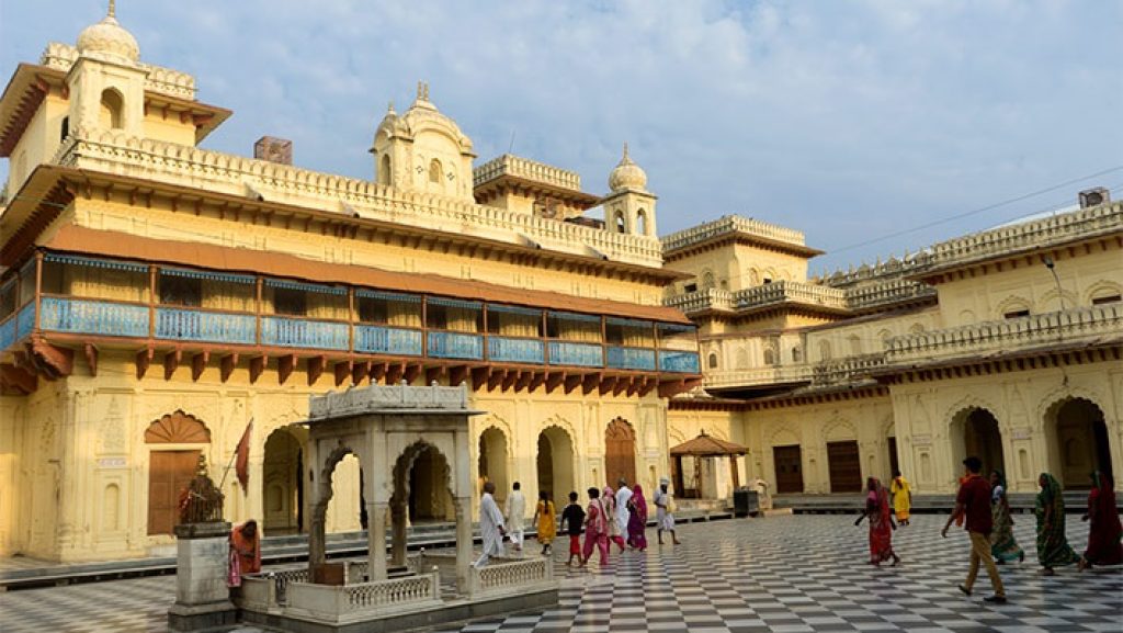 Lucknow - Ayodhya Ramjanmbhumi Tour with Hanuman Garhi