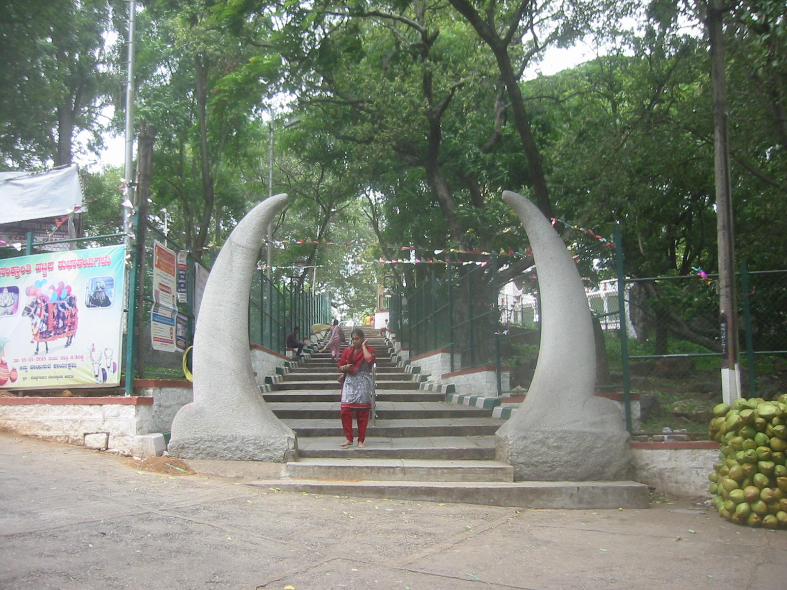 Full day Private tour around Amazing temples of Bengaluru.