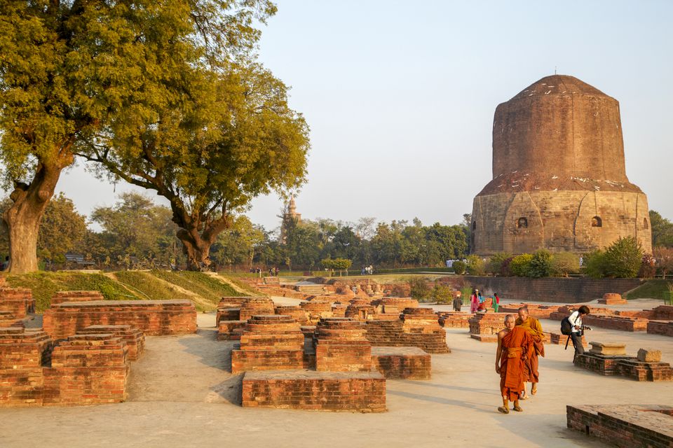 Varanasi: Full-Day Tour of Varanasi, Temples and Aarti