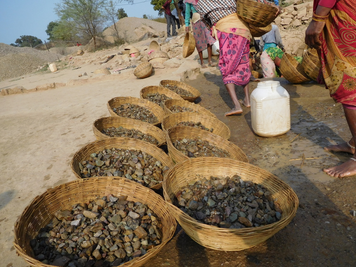 Panna Diamond mining tour with lunch at Brahaspati Kund.