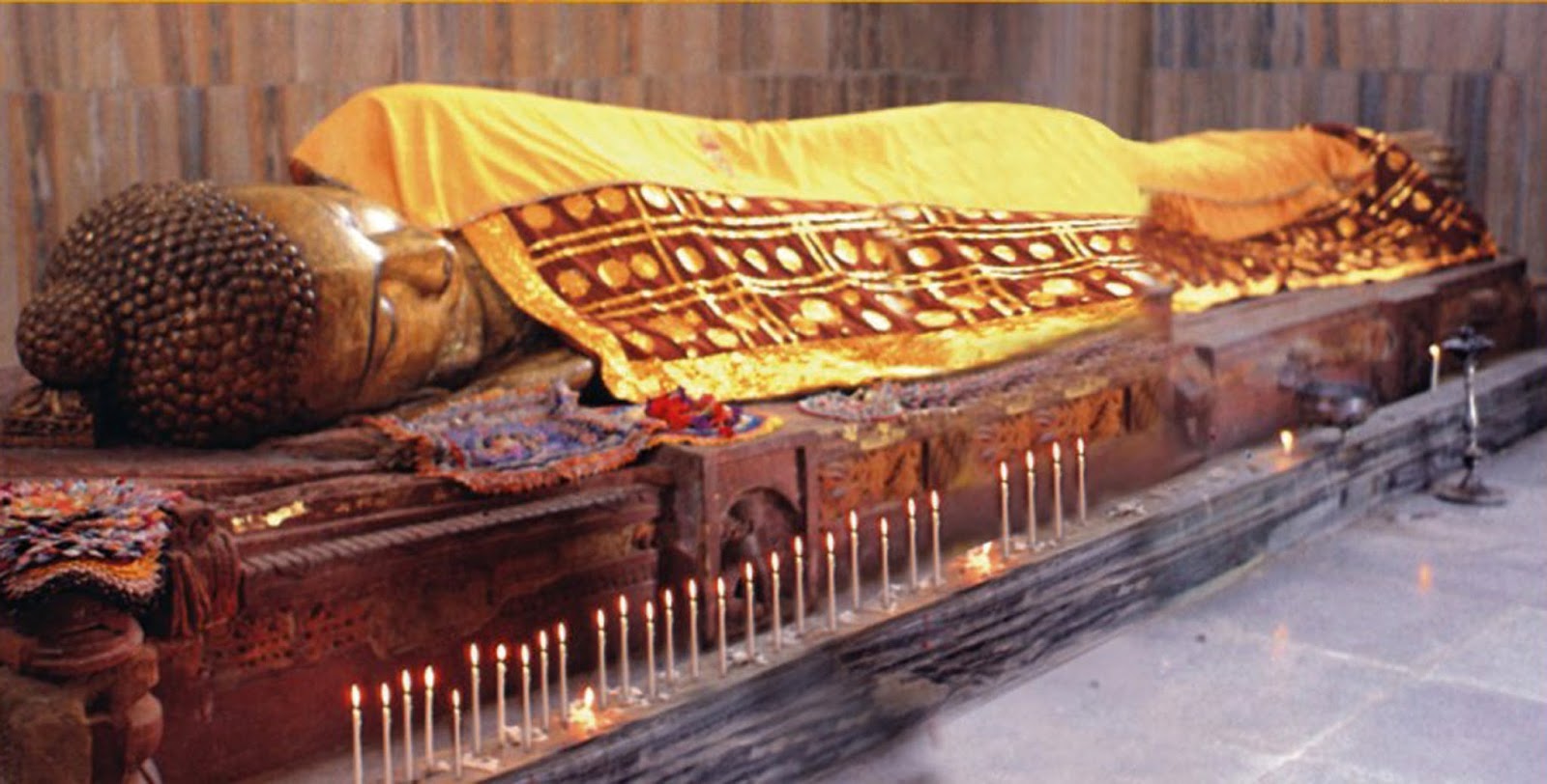 Lucknow - Tour of Kushinagar where Buddha attained Mahaparinirvana