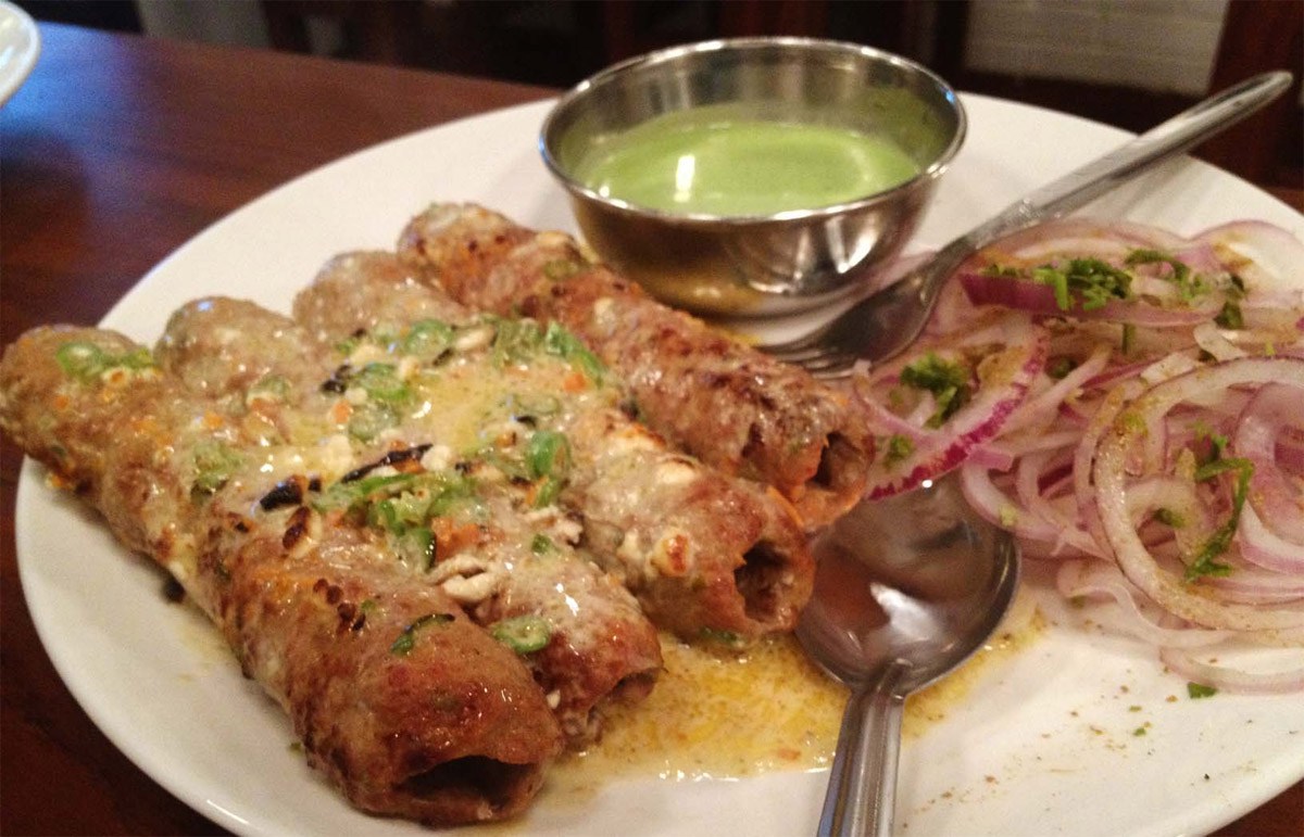 New Delhi: Half-Day Food Safari Walking Tour