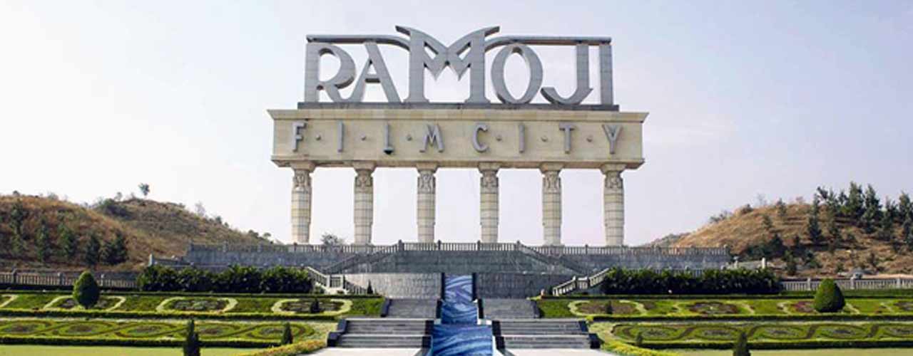 Hyderabad - Tour of Ramoji Film City with Delicious Lunch