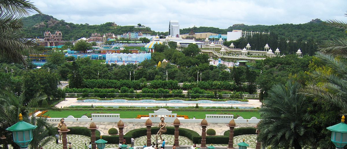 Hyderabad - Tour of Ramoji Film City with Delicious Lunch