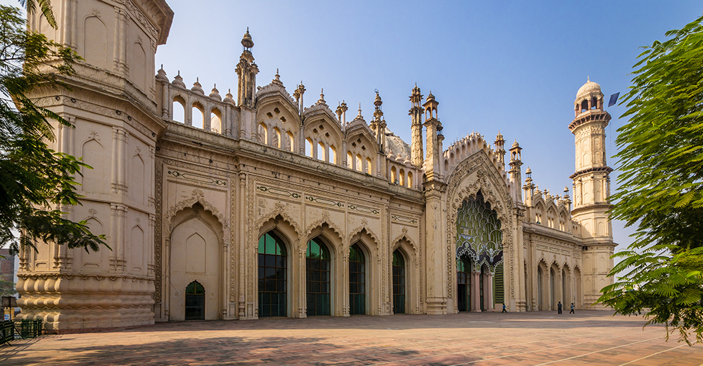 Lucknow - 6 Hours tour with  Moti Mahal