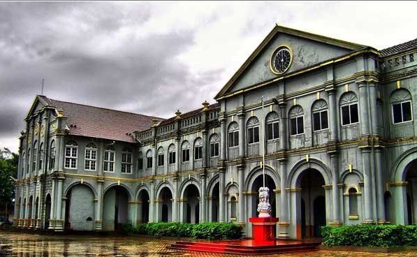 Mangalore - Gokarnanatheshwara Temple with  St. Aloysius Chapel