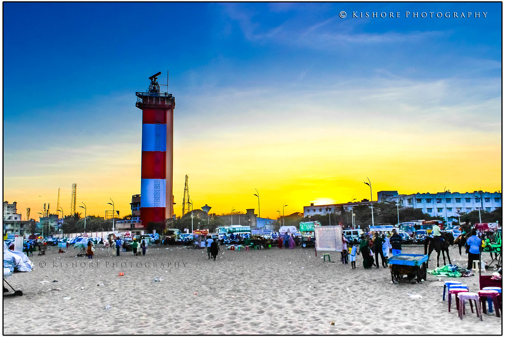 Chennai: Marina Light House Heritage Walk