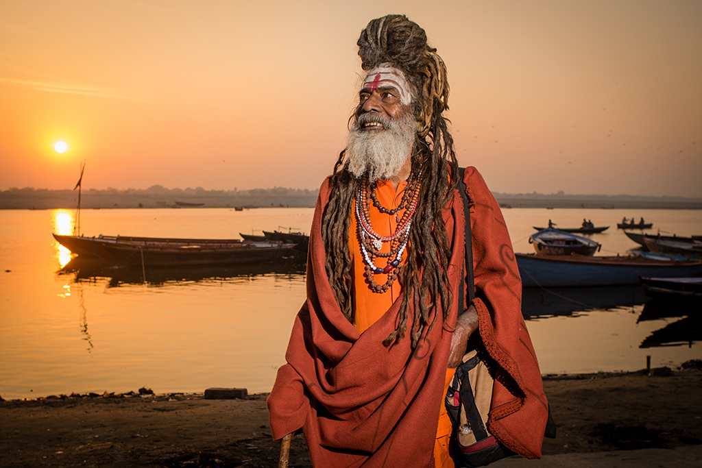 Private Varanasi Sunrise walking trip with TukTuk ride.