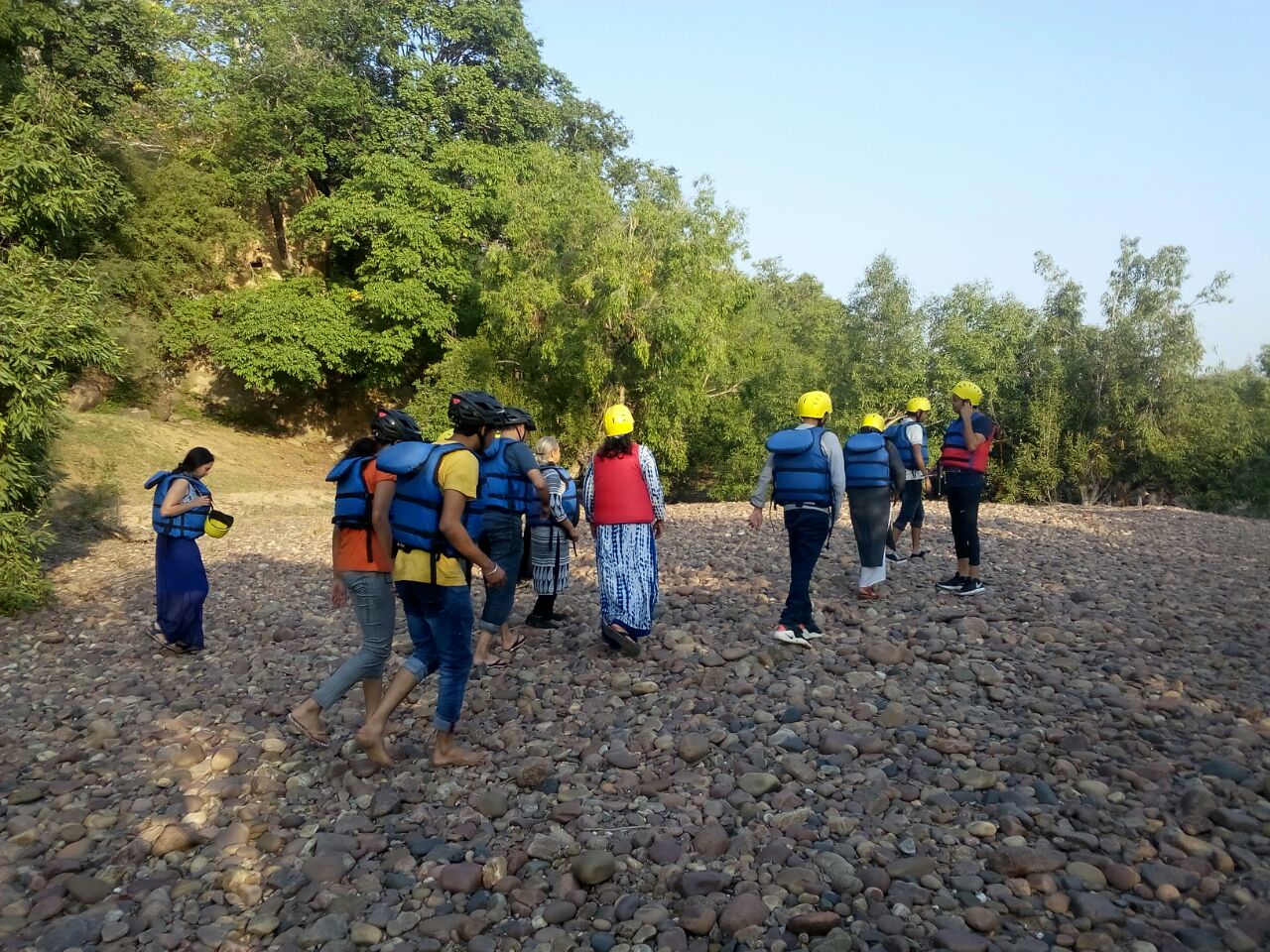 Orchha : All Inclusive Betwa River Rafting with Natures Walk