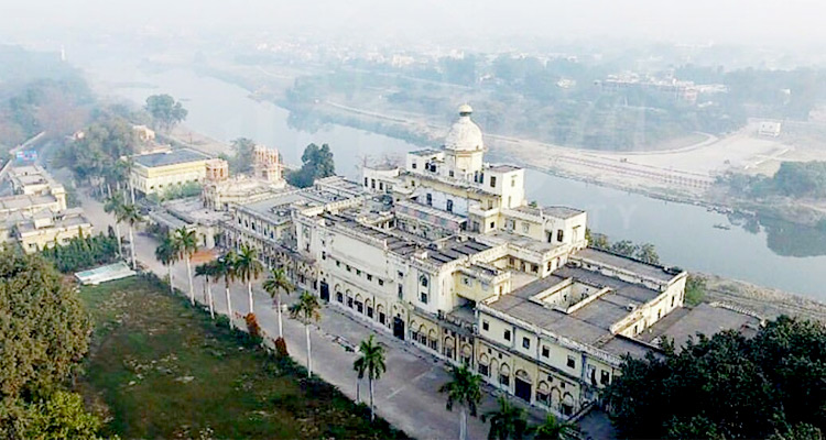 Lucknow - 6 Hours tour with  Moti Mahal