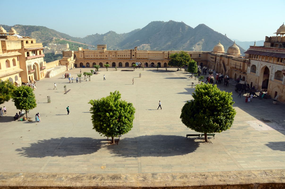 Jaipur - Private tour to Amber fort with Elephant Ride.