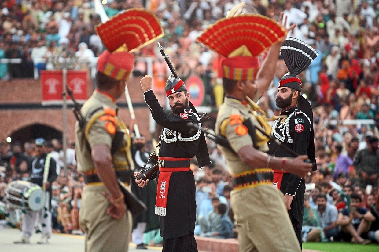 Full Day Private tour of Amritsar with Visit to Wagha Border.