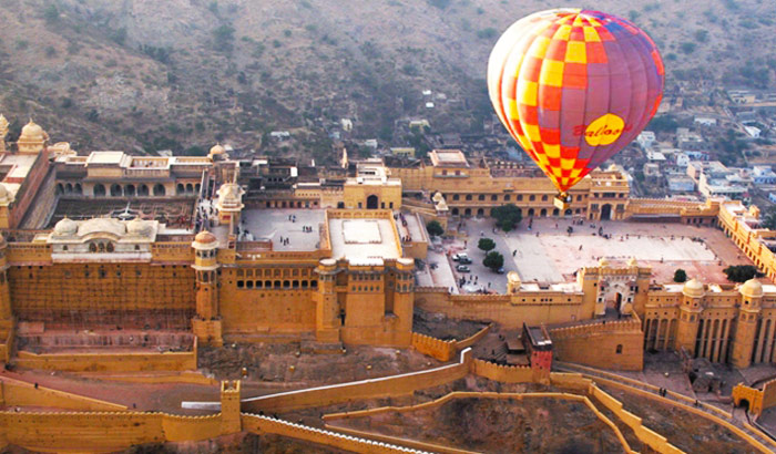 Jaipur - Private tour to Amber fort with Elephant Ride.