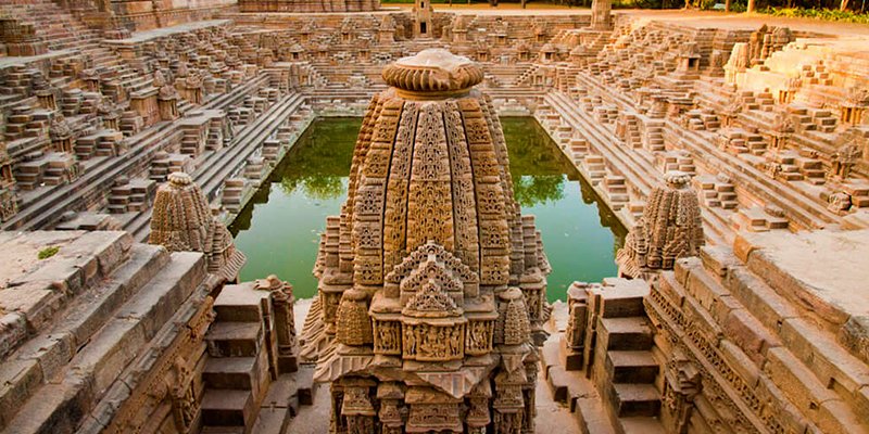 Private Excursion to Modhera Sun Temple & Rani ki Vav from Ahmedabad