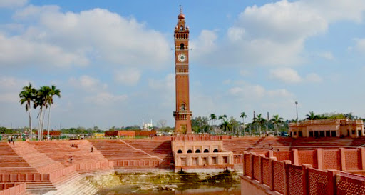 Lucknow - 8 Hours Sightseeing Tour with Chota Imambara