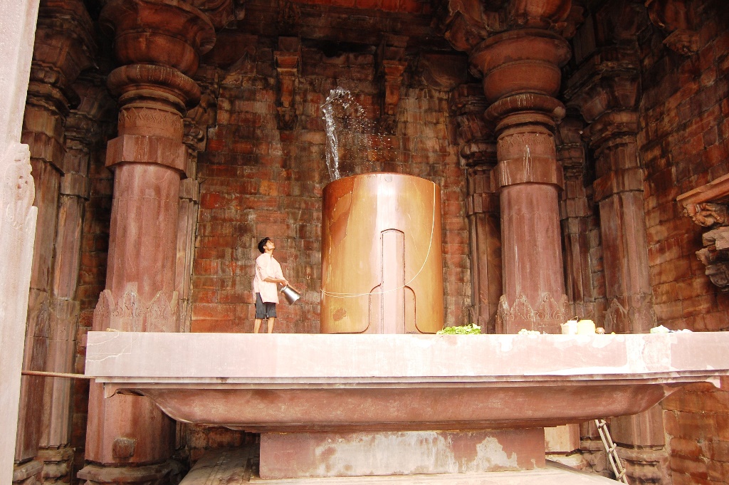 Private tour of Bhojpur and Bhimbetka from Bhopal