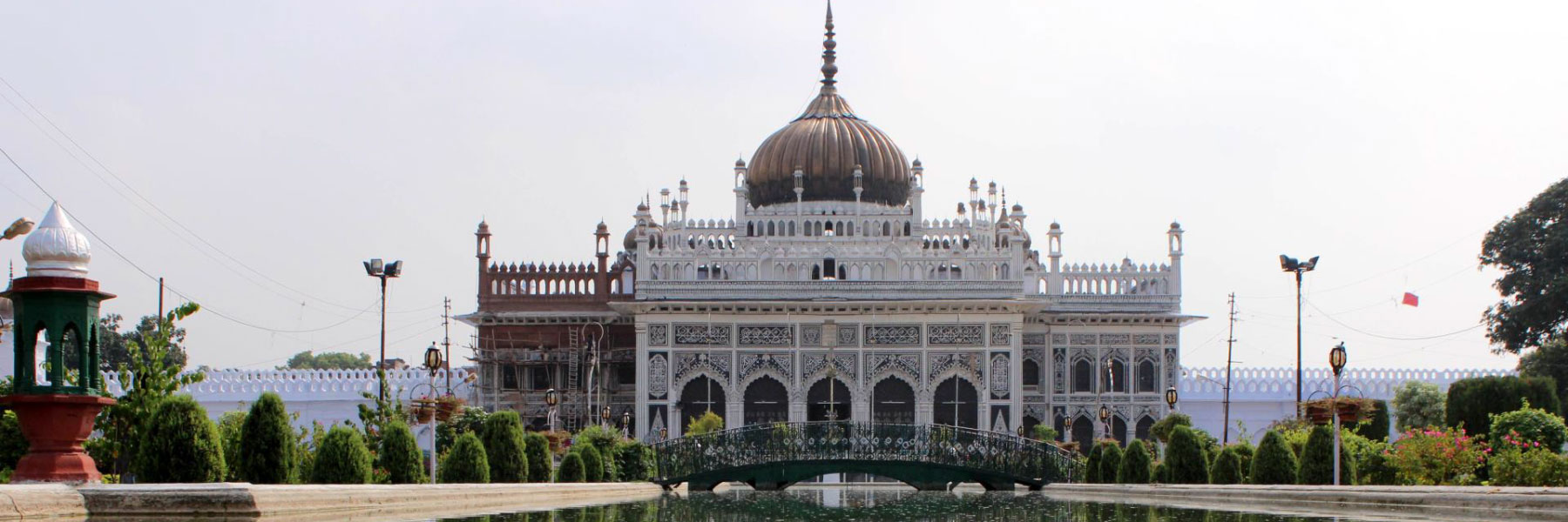 Lucknow - 8 Hours Sightseeing Tour with Chota Imambara