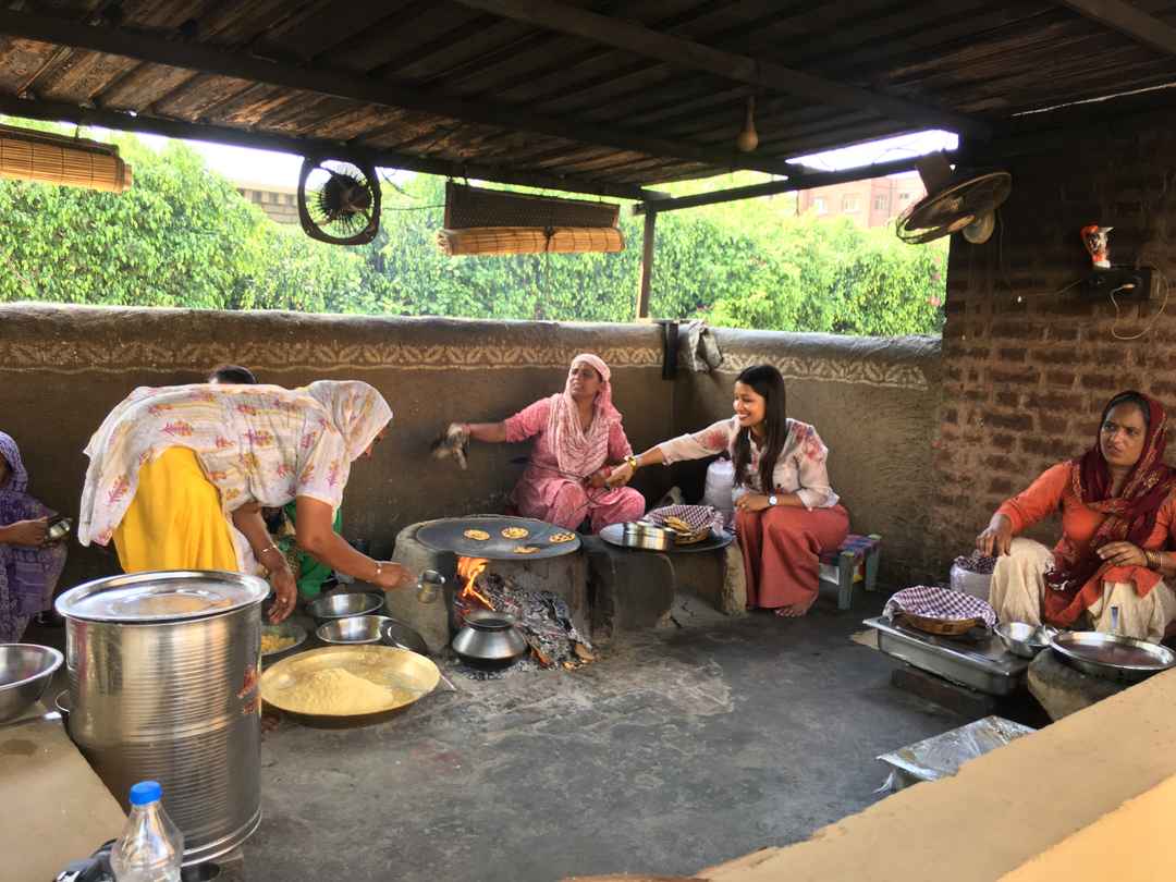 Amritsar: Evening Amritsar Tour to Sadda Pind with Delicious Dinner