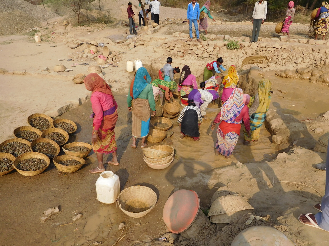 Panna Diamond mining tour with lunch at Brahaspati Kund.