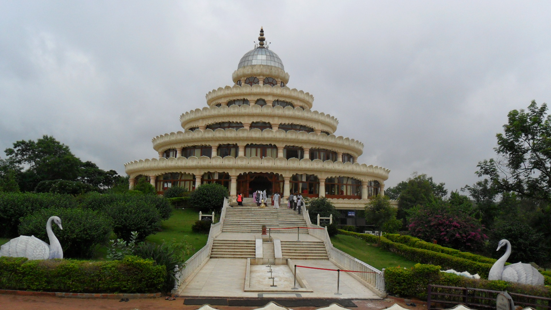 Full day Private tour around Amazing temples of Bengaluru.