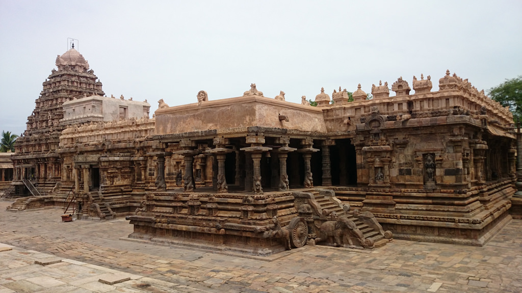 Chennai : 2 - Days religious tour of Chennai with Brihadeswar Temple