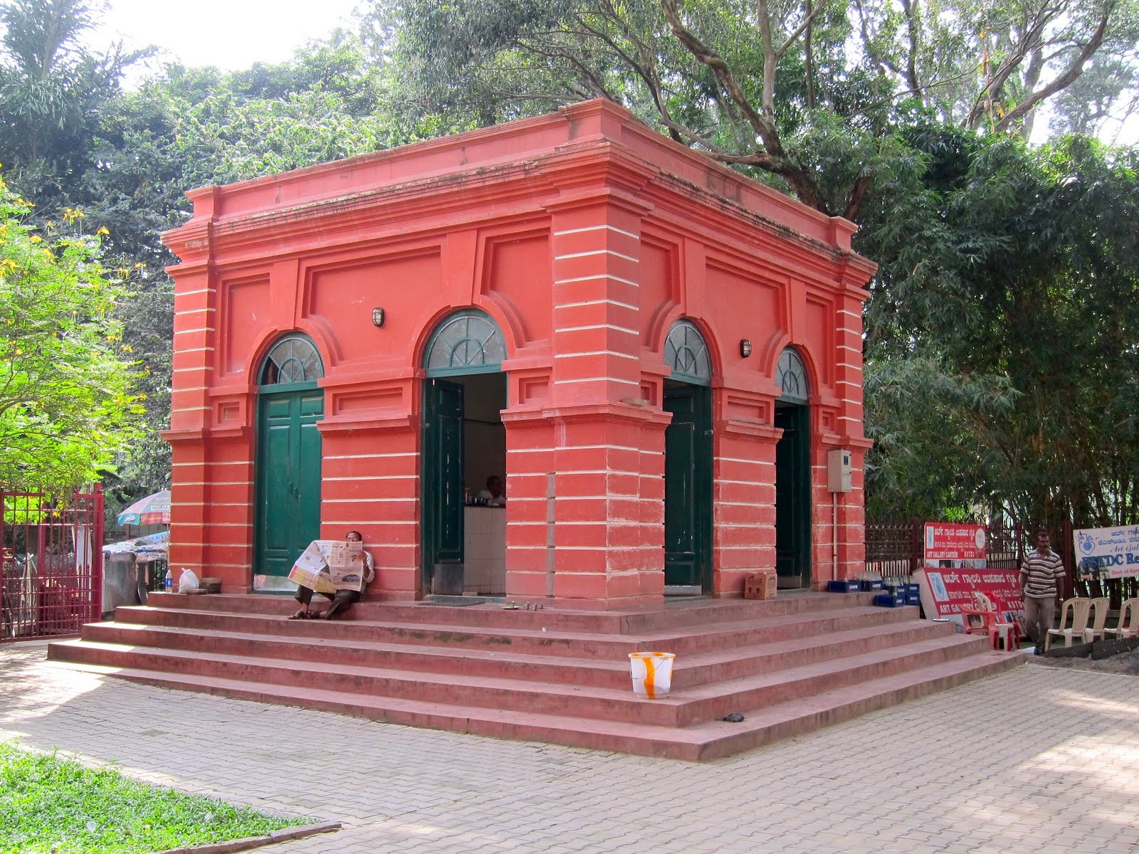 Bangalore Heritage walk - 4 Hours Private tour