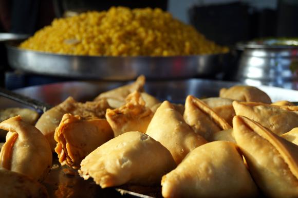 New Delhi: Half-Day Food Safari Walking Tour