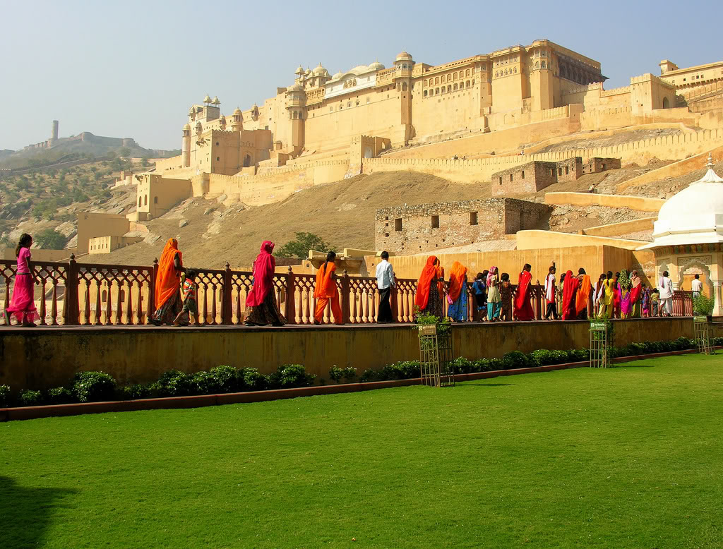 Jaipur - Private tour to Amber fort with Elephant Ride.